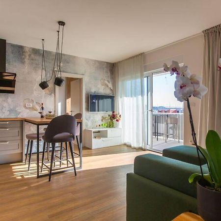 特罗吉尔Apartman Anja, Apartman S Pogledom公寓 外观 照片